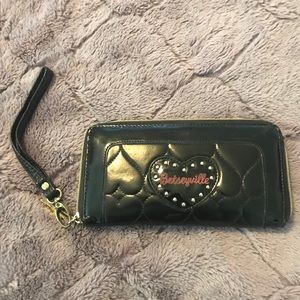 Betsey Johnson Quilter Heart Wallet Clutch